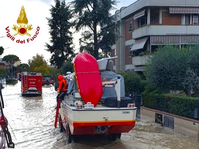 Alluvione in Toscana, Giani commissario straordinario