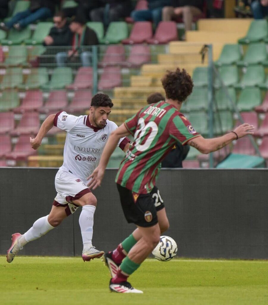 Dubickas illude, Cianci risponde: pari Arezzo. Migliardi fa volare il Pontedera